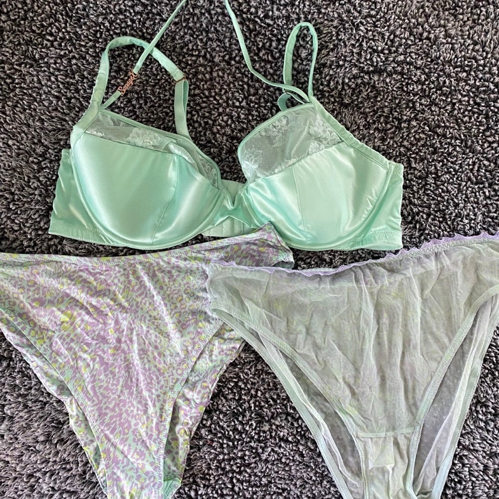 Savage X Fenty Light Green Lace Bra and Panty Set Price Firm